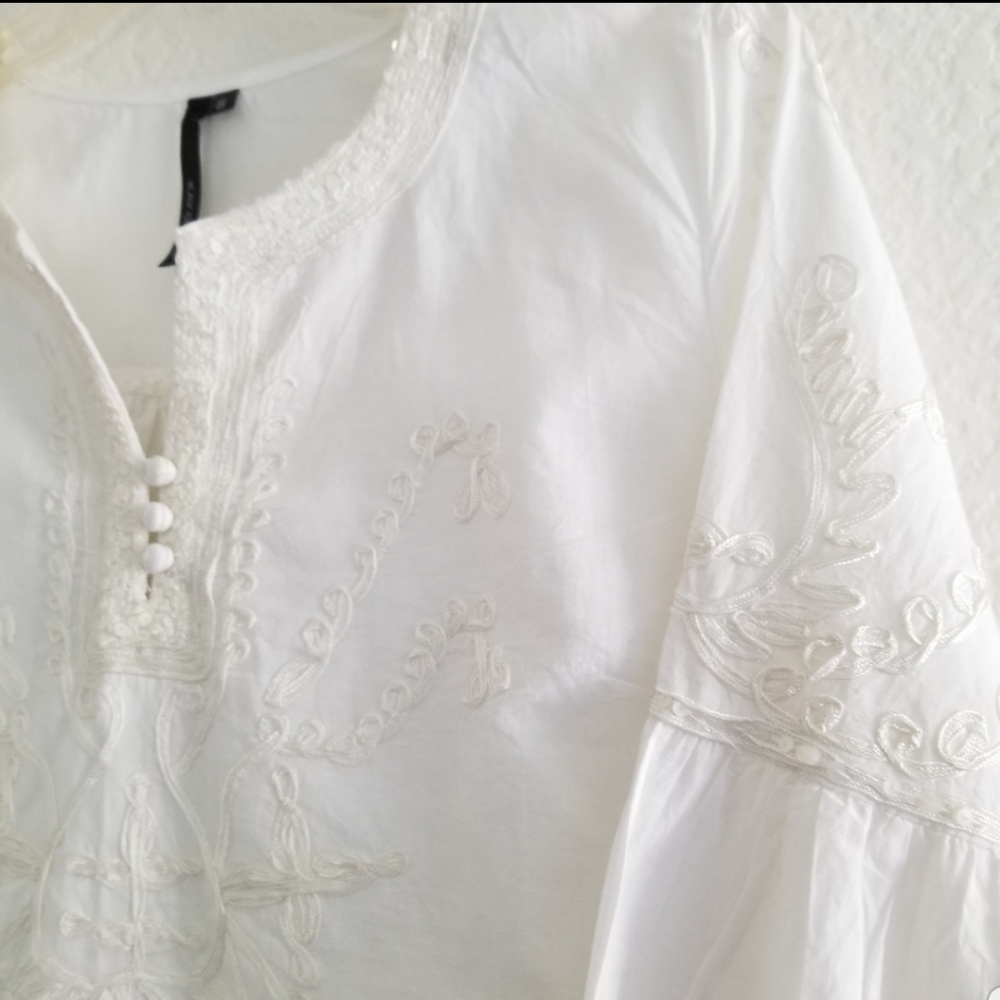 Kay Celine Embroidered Sequin Tunic Top White Size Small - Picture 4 of 8